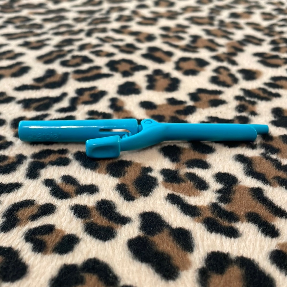 1988 BARBIE Vintage Style Magic Whitney Curling Iron Blue Accessories Dolls Toys